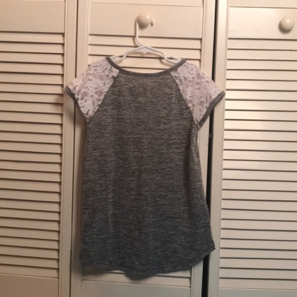 White Lace Decorated T-Shirt - Picture 2 of 2